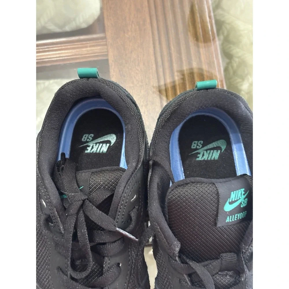 Nike SB Alleyoop Black/Green Skateboarding Shoes Lace-Up US Men's 9 D